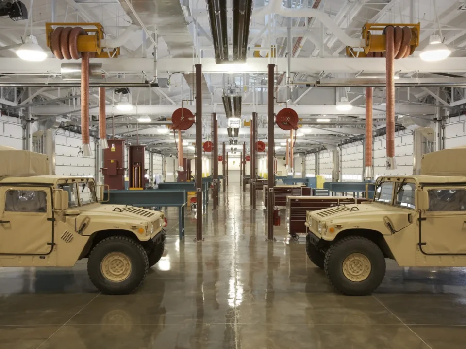 Military-Vehicle-Maintenance-Station